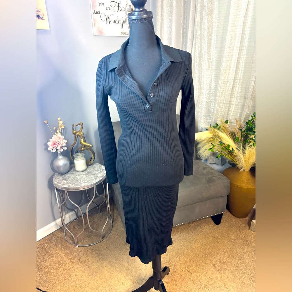 Black ribbed button collar, Zara midi dress -NWT